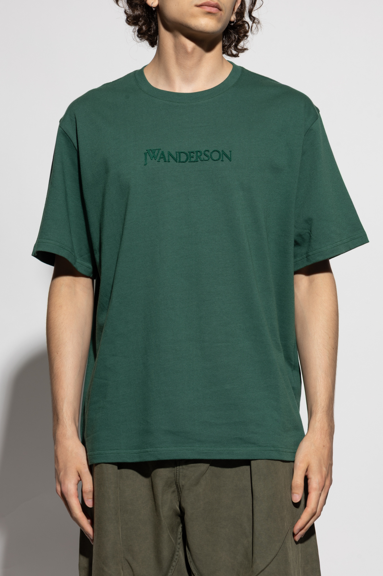 Tシャツ・カットソー JW ANDERSON Men T Shirts JT0257PG1510520 Green JW Anderson LOGO EMBROIDERY TEE Green | BSTN Store